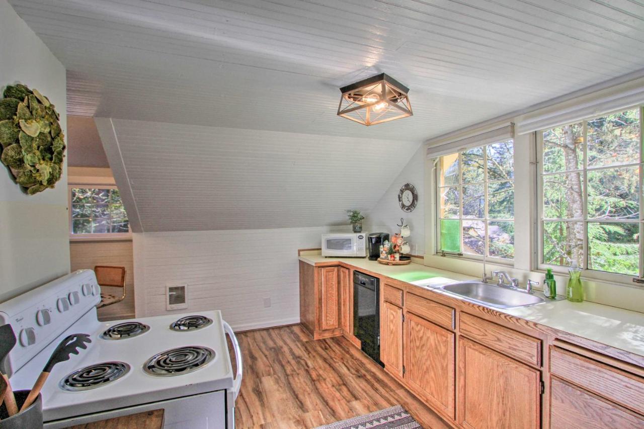 Owls Nest Studio With Hot Tub Hike Nearby! Ashford Buitenkant foto