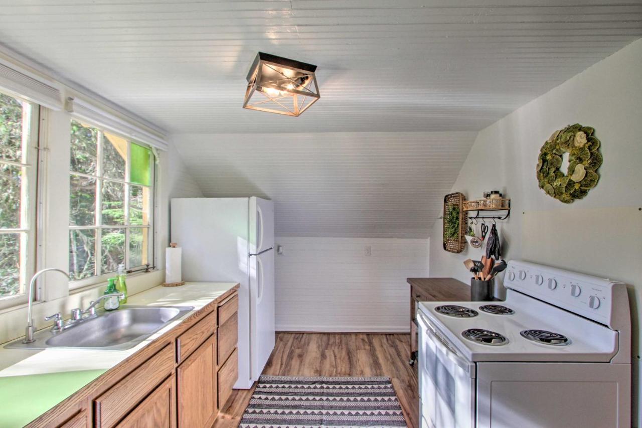 Owls Nest Studio With Hot Tub Hike Nearby! Ashford Buitenkant foto